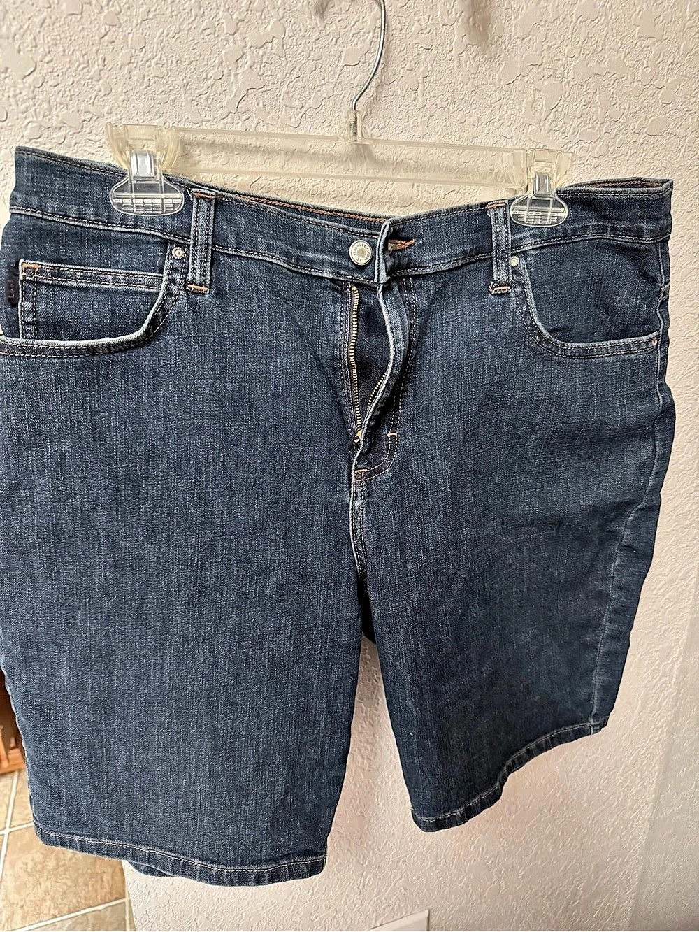 Lee Relaxed Fit Mid Rise Women's Denim Bermuda Shorts Size 16